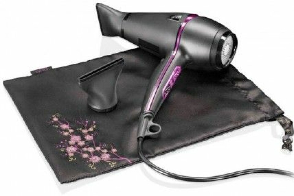 ghd Pink Cherry Blossom Limited Edition hairdryer, 1 599 kr. ghd Pink Cherry Blossom Limited Edition hairdryer, 1 599 kr.