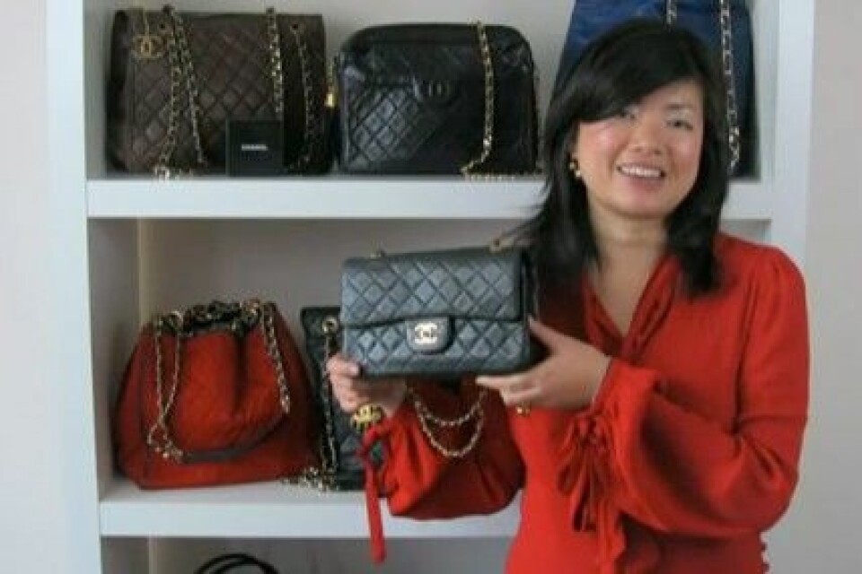 Winnie Lee på Vintage Heirloom är expert på vintage Chanel. Winnie Lee på Vintage Heirloom är expert på vintage Chanel.