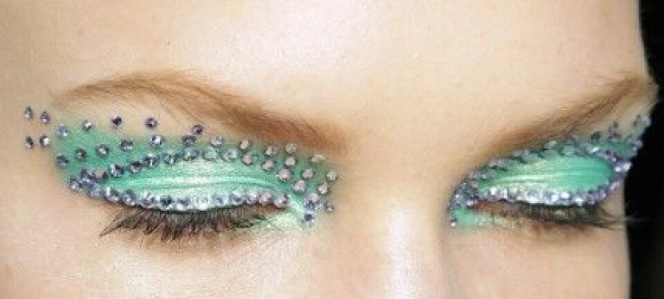 Christian Diors kristallgnistrande bling-bling-makeup, så gör du