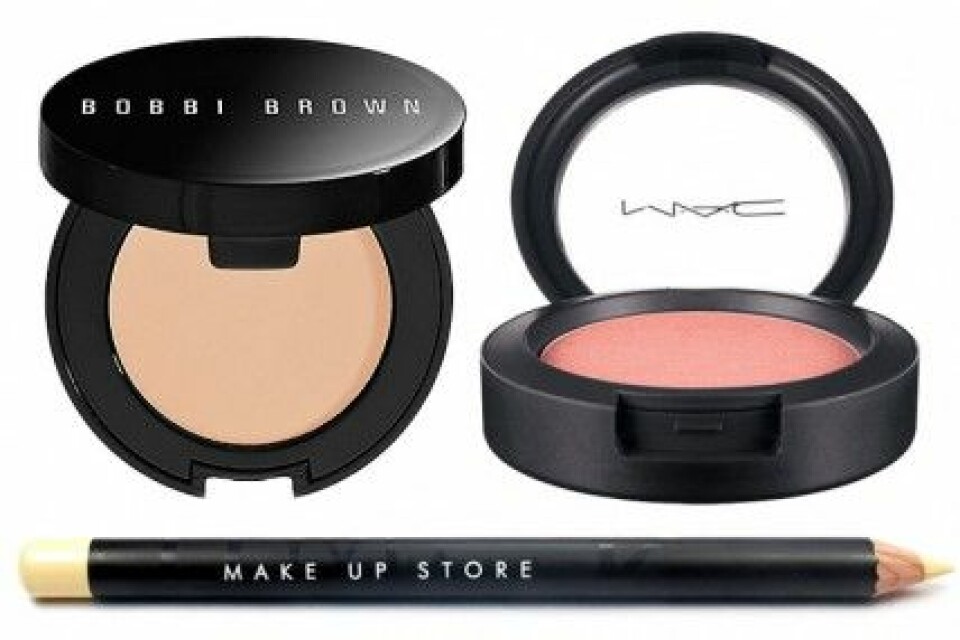 Concealer, rouge och en ljus ögonpenna – tre bra hjälpmedel. Concealer, rouge och en ljus ögonpenna – tre bra hjälpmedel.