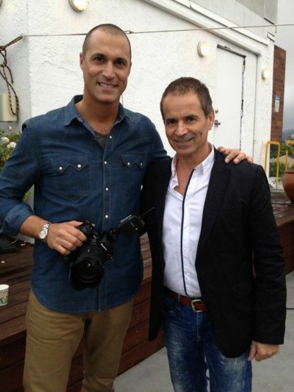 Fotografen Nigel Barker och Panos Emporios grundare Panos Papadopoulos. Fotografen Nigel Barker och Panos Emporios grundare Panos Papadopoulos.
