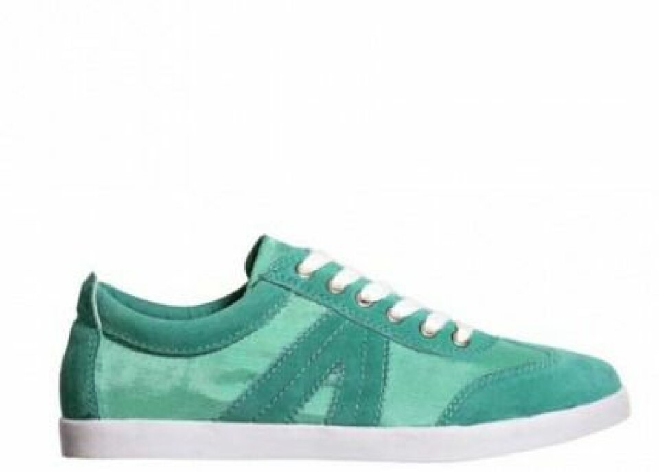 Shoppa trenden: Färgglada sneakers
