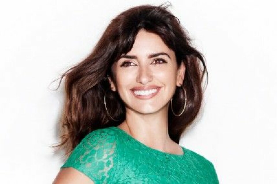 Penelope Cruz är ansiktet utåt för Lindex våren 2013. Penelope Cruz är ansiktet utåt för Lindex våren 2013.