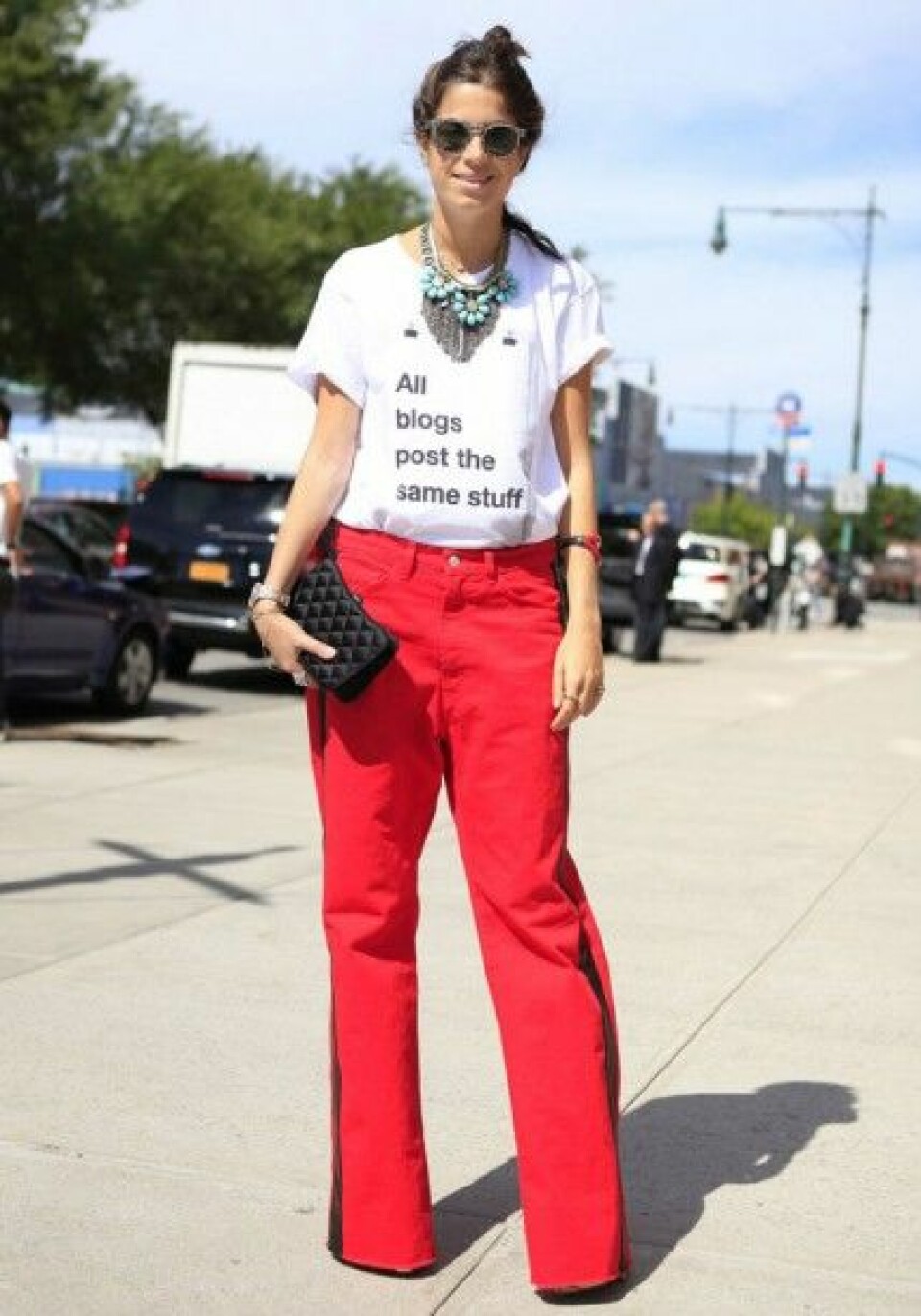Streetstyle: 4 sätt att styla statement-tröjan