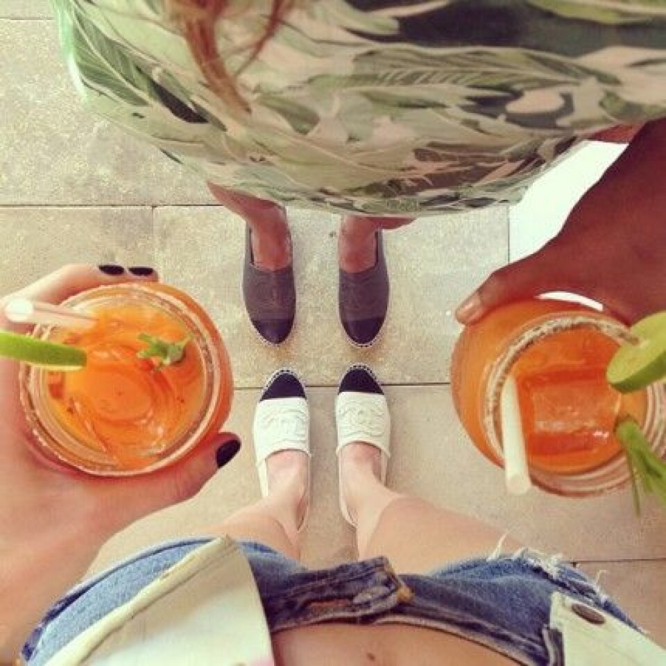 Chiara Ferragni i Chanel espadrillos Chiara Ferragni i Chanel espadrillos