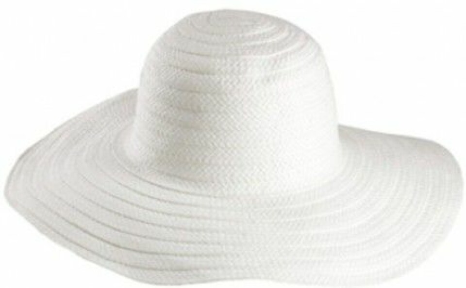 Shoppa bloggtrenden: Vit sommarhatt