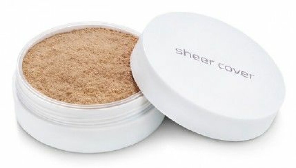 Färgmatchande mineralsmink från Sheer Cover Studio