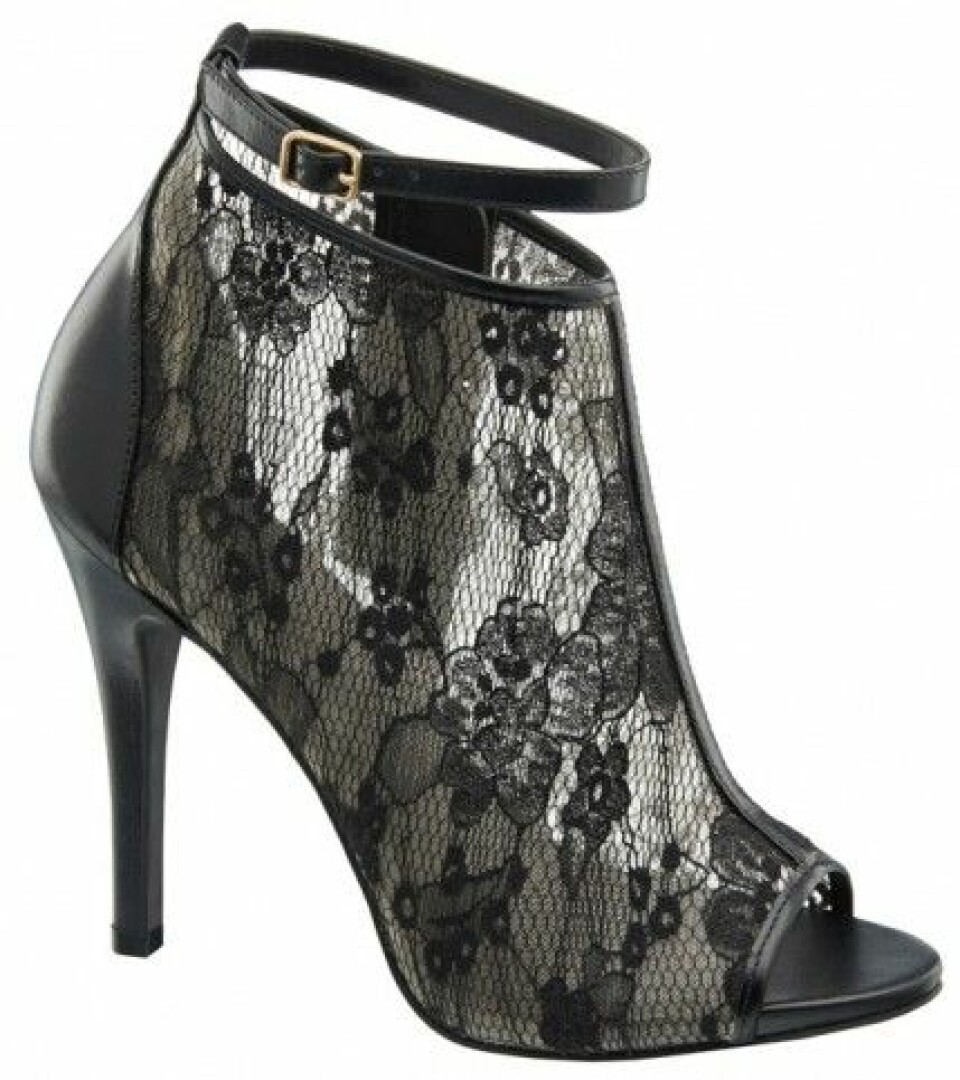 Blogger Collection by Caroline Blomst, 449 kr. Blogger Collection by Caroline Blomst, 449 kr.