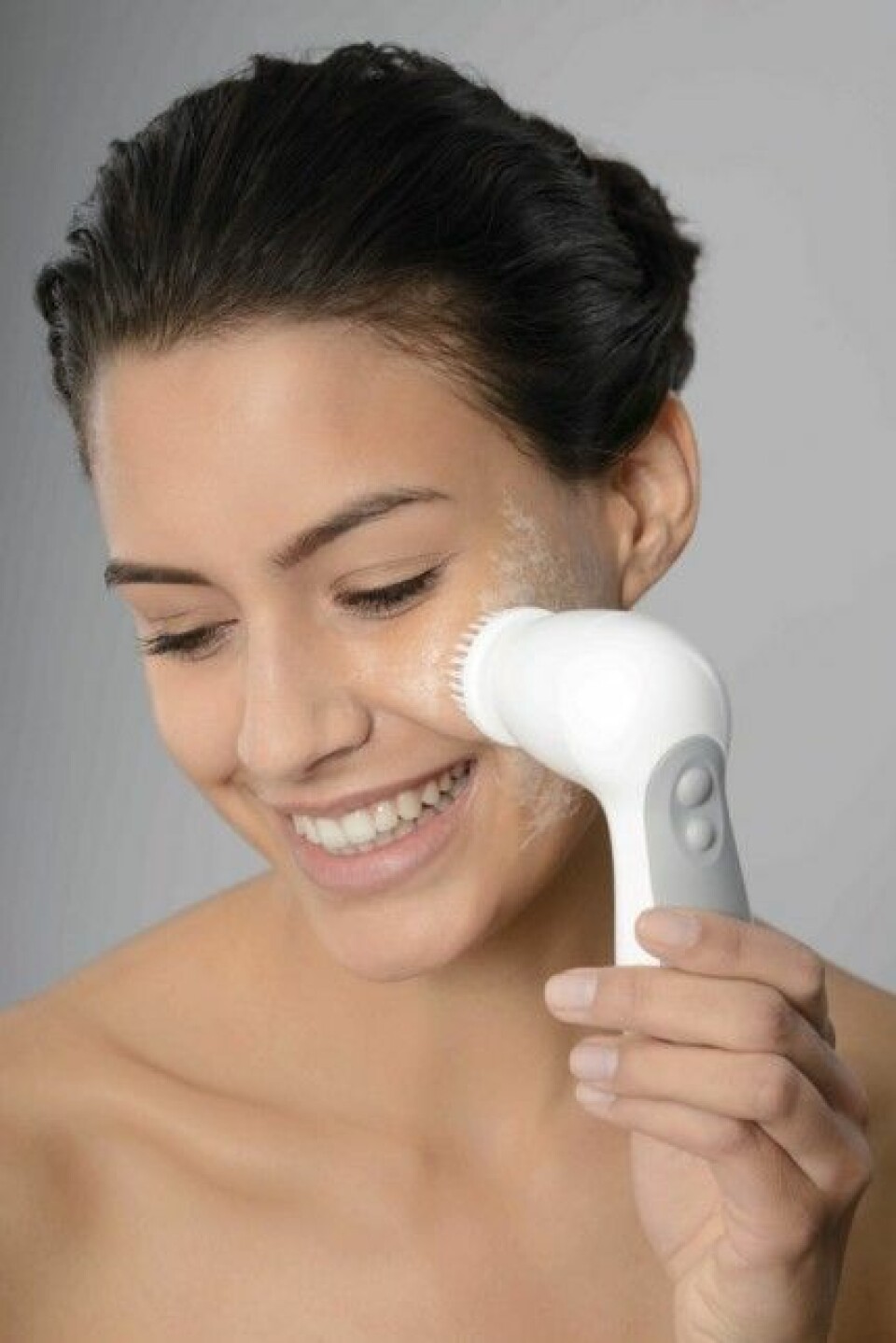 Braun Silk-épil Facial Brush ingår i SkinSpa-paketen. Braun Silk-épil Facial Brush ingår i SkinSpa-paketen.