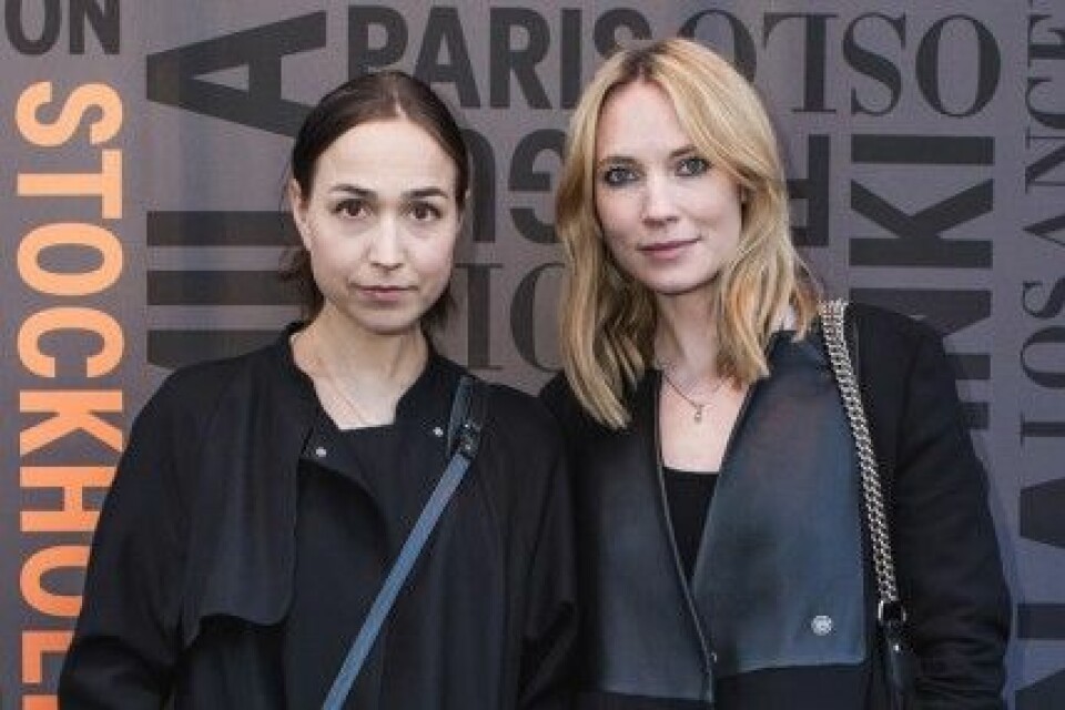 Maria Andersson och Moa Gammel minglade på invigningen av H&M Man. Maria Andersson och Moa Gammel minglade på invigningen av H&M Man.