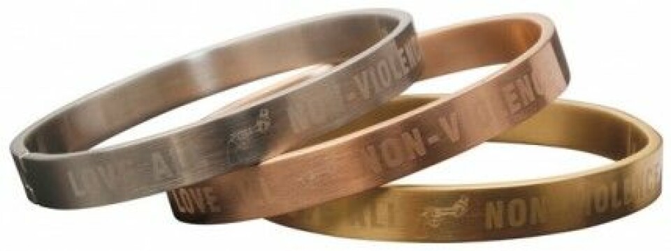 OXXO Design armband för Non-Violence. Silver/stål 299 kr, rosé/guld 399 kr. OXXO Design armband för Non-Violence. Silver/stål 299 kr, rosé/guld 399 kr.
