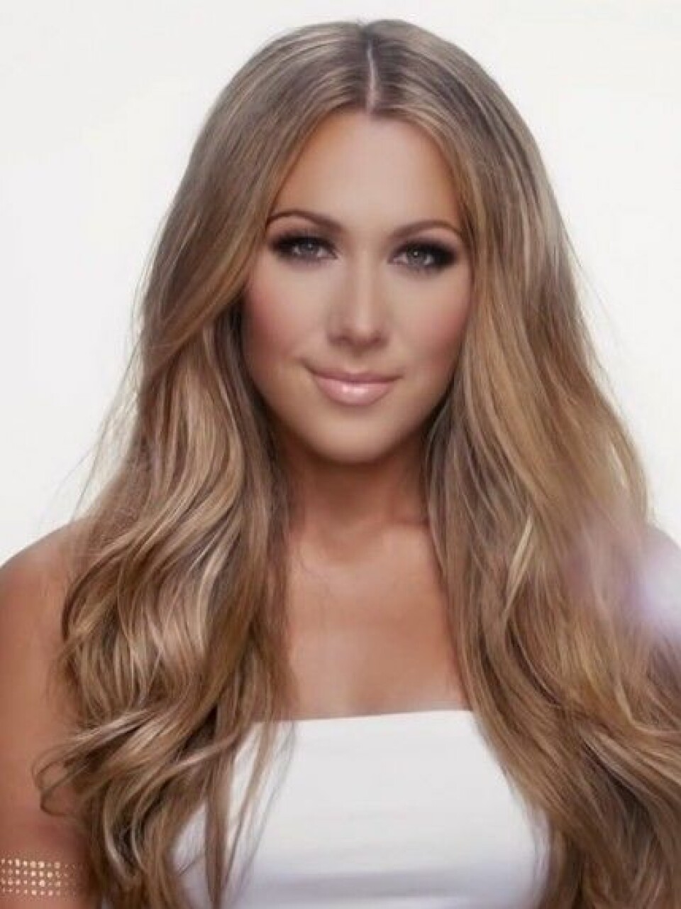 Colbie Caillat med smink och retusch. Colbie Caillat med smink och retusch.
