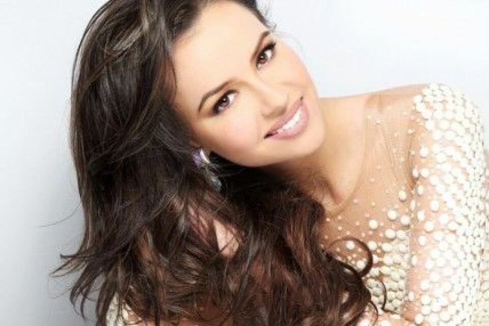 Camilla Hansson är Miss Universe Sweden 2014. Camilla Hansson är Miss Universe Sweden 2014.