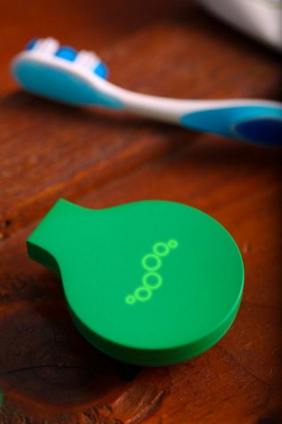 Ta reda på om du har dålig andedräkt med Breathometer Mint. Ta reda på om du har dålig andedräkt med Breathometer Mint.
