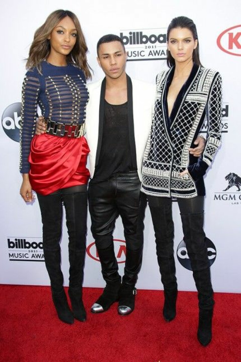 Jourdan Dunn, Olivier Rousteing och Kendall Jenner. Jourdan Dunn, Olivier Rousteing och Kendall Jenner.
