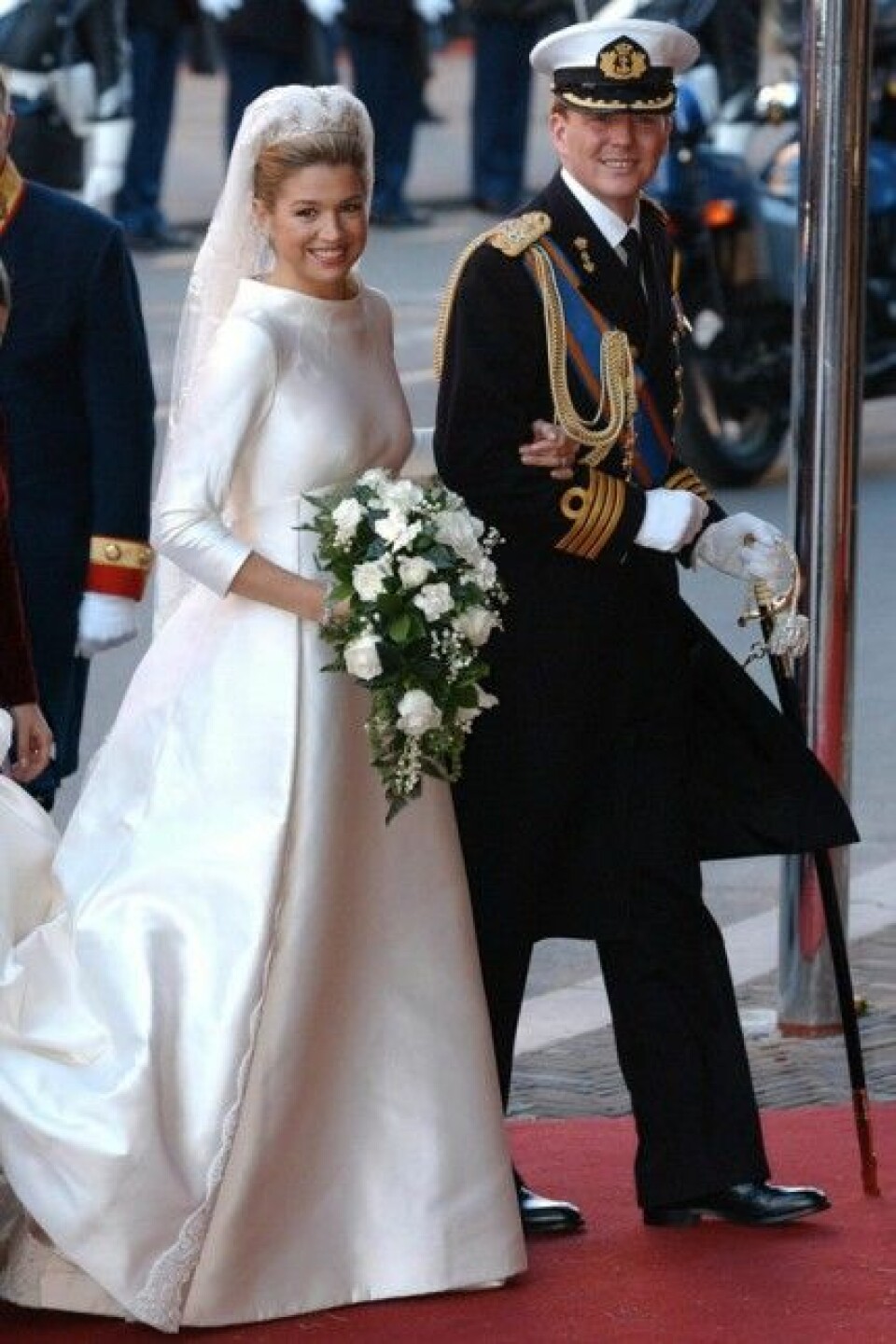 Allt om de 10 vackraste kungliga brudklänningarna