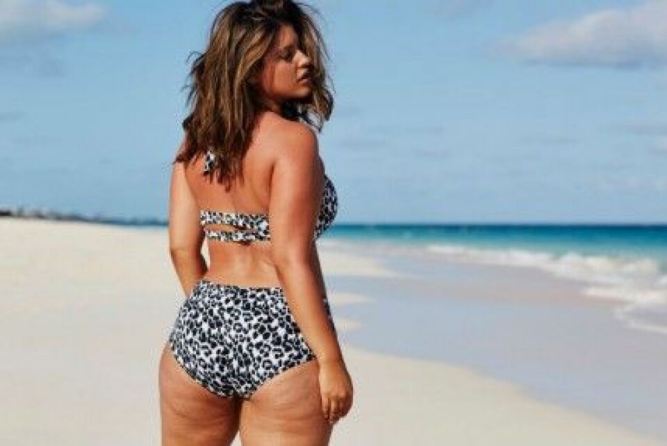 Modellen Denise Bidot i badklädesmärket Swimsuitsforalls kampanj #BeachBodyNotSorry. Modellen Denise Bidot i badklädesmärket Swimsuitsforalls kampanj #BeachBodyNotSorry.