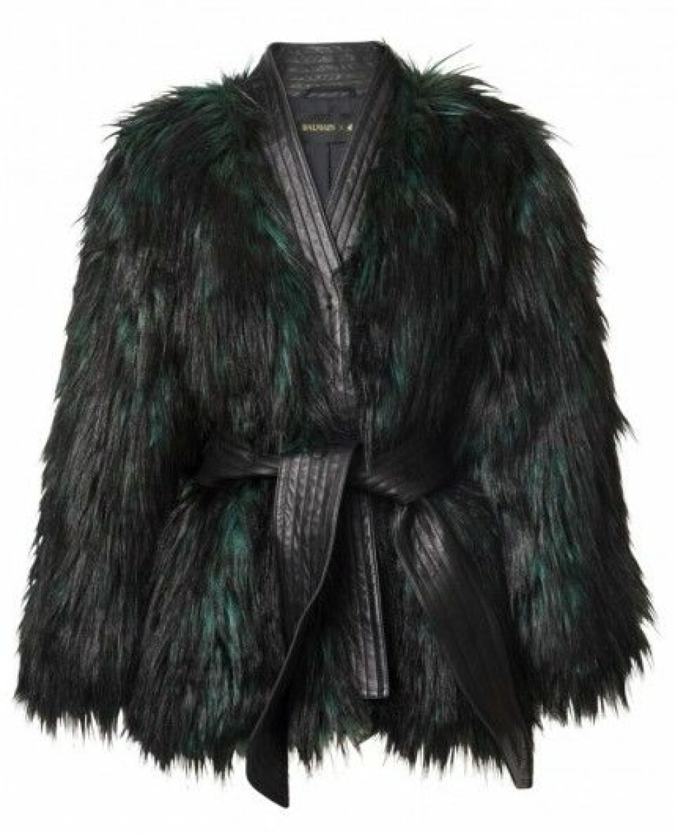 Se alla plagg och accessoarer från Balmain x H&M