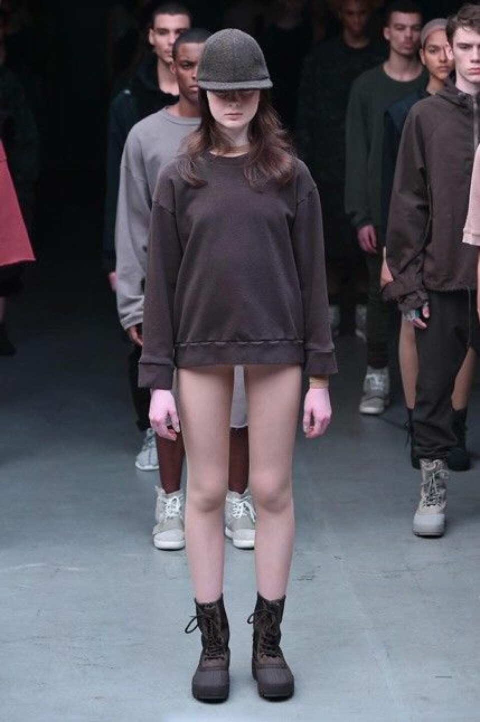 Se plaggen från Kanye Wests klädkollektion här