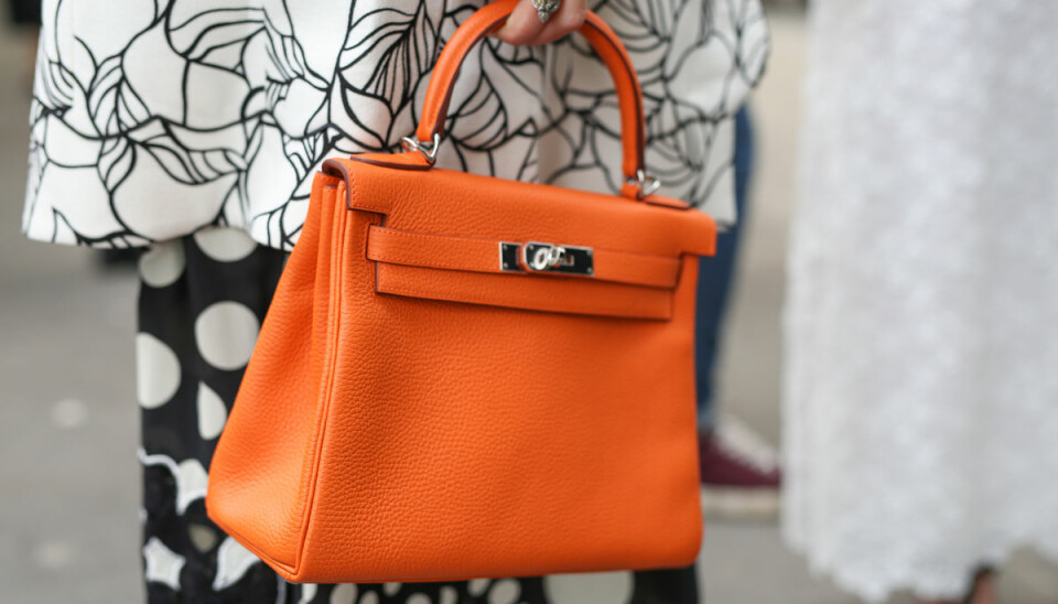 Handväskan som varnar när du shoppar för mycket