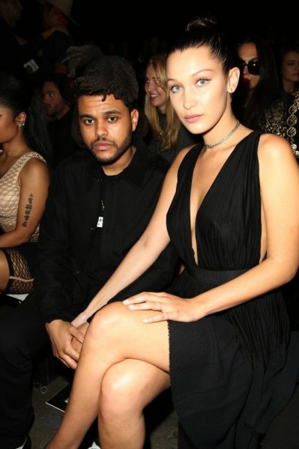 The Weeknd tillsammans med flickvännen Bella Hadid på Alexander Wangs modevisning tidigare i år. The Weeknd tillsammans med flickvännen Bella Hadid på Alexander Wangs modevisning tidigare i år.