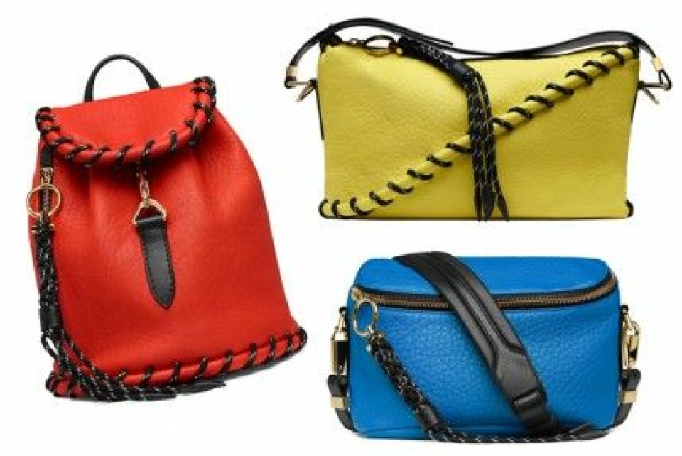 Nu släpper Acne Studios lyxiga handväskor. Nu släpper Acne Studios lyxiga handväskor.
