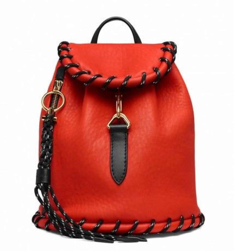 Spana in Acne Studios första väskkollektion