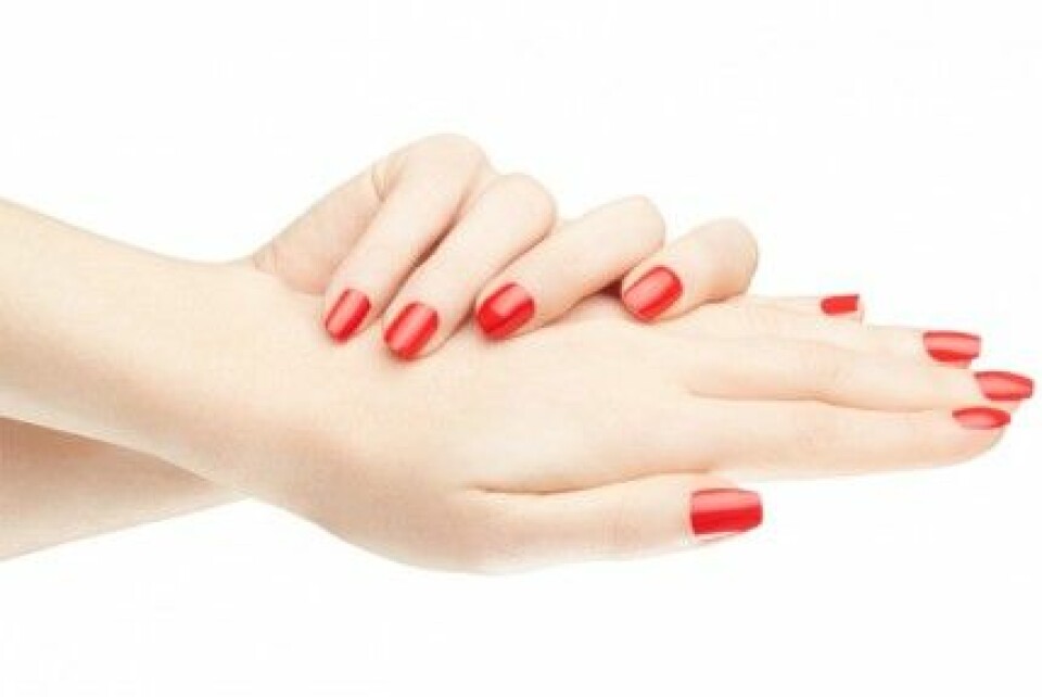 Testa vilket nagellack som helst i den här smarta appen. Testa vilket nagellack som helst i den här smarta appen.