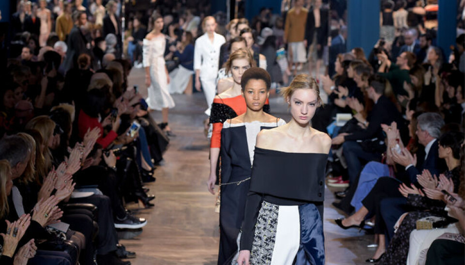 Se alla looks från Christian Dior Haute Couture SS16