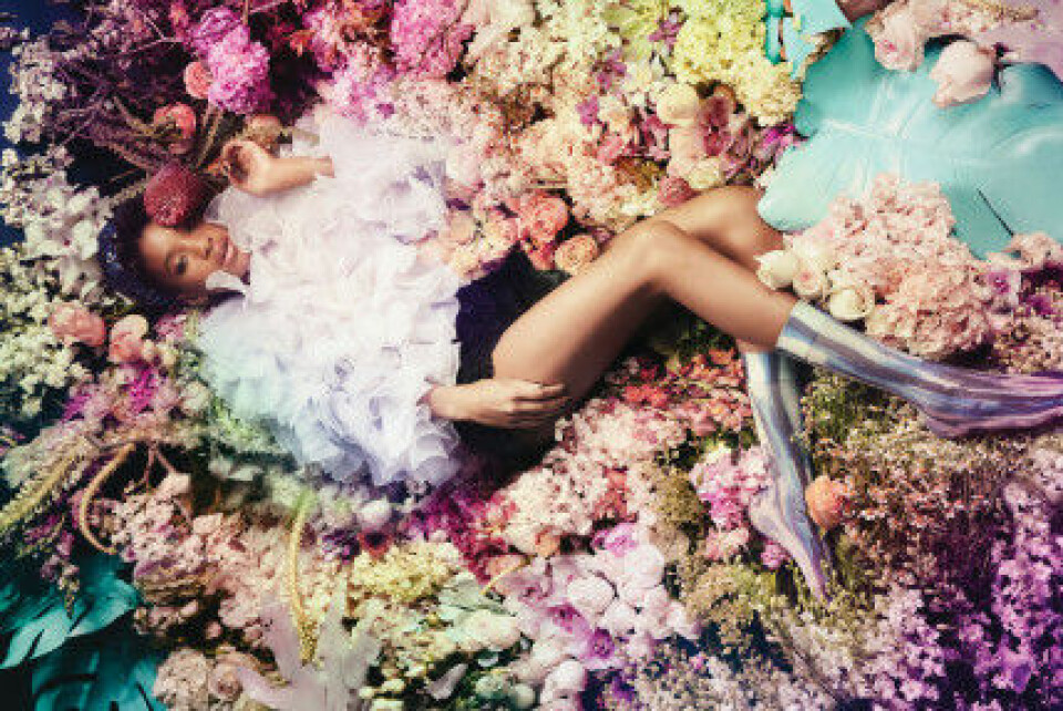 Willow Smith lanserar en kollektion med strumpor
