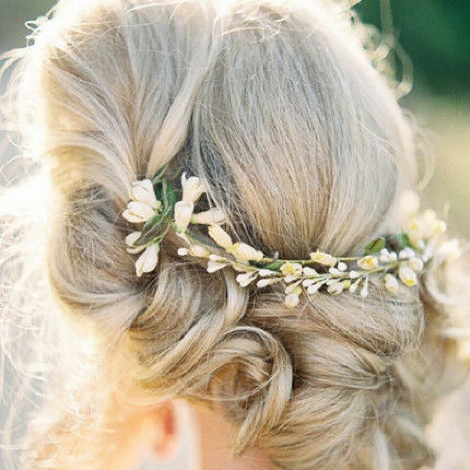 Inspiration: Romantiska håruppsättningar till bröllopsdagen