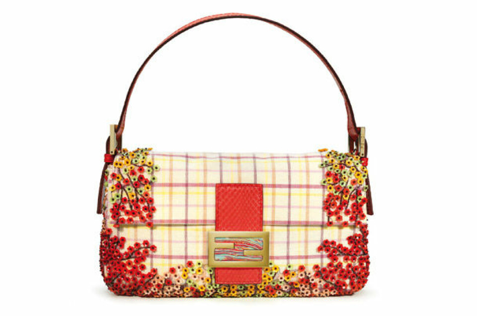 16. Med tv-serien Sex and the city blev Fendis Baguette en it-väska. Och än är den populär och finns i alla möjliga olika mönster.