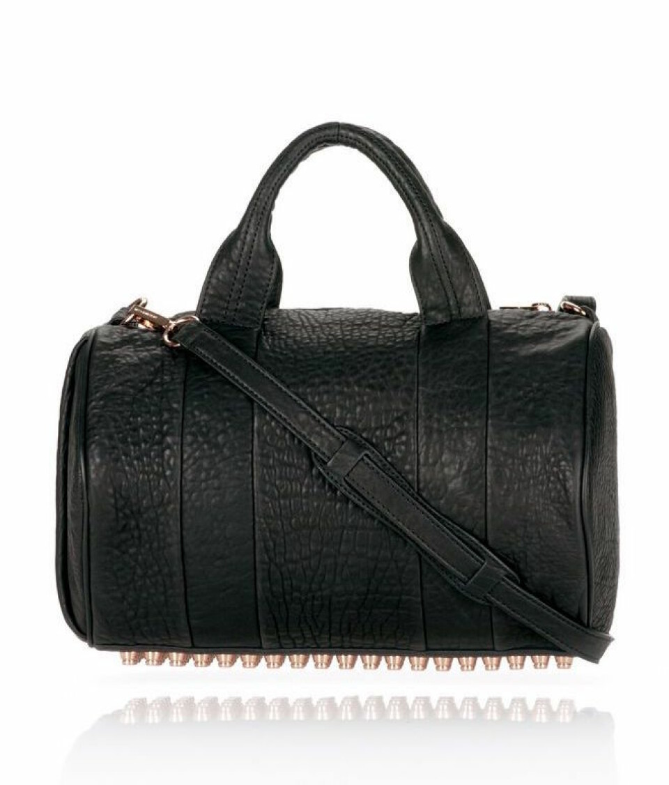 21. Alexander Wangs Rocco tar hem plats 21 som mest populära att shoppa second hand.