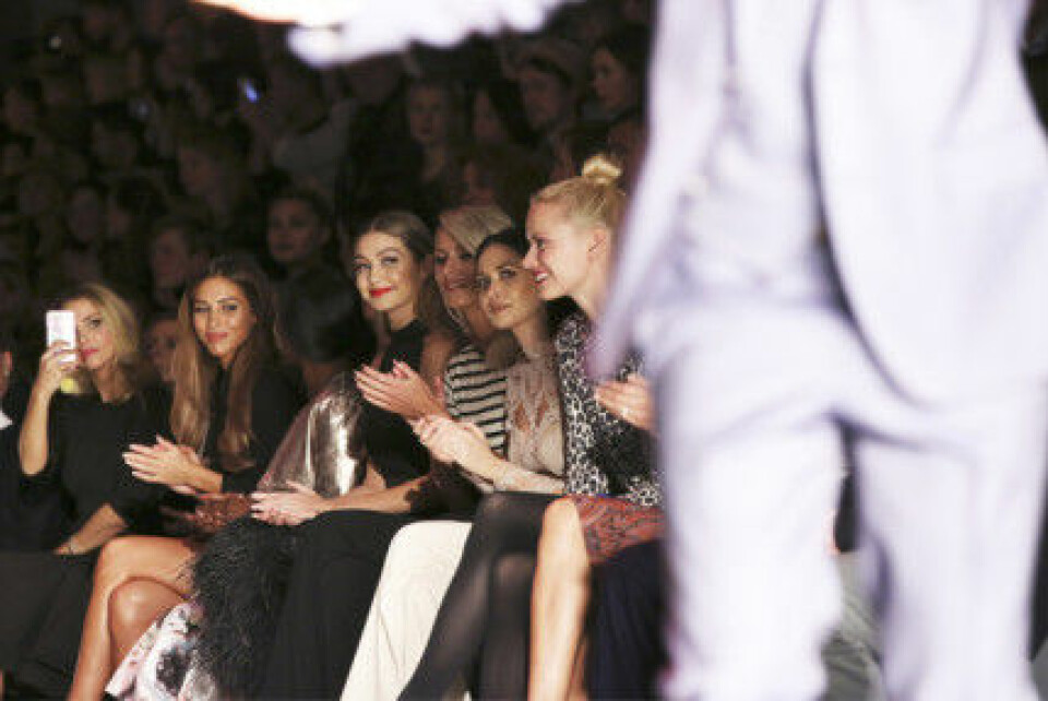 Det kostar mycket att ha en kändis front row på New York Fashion Week. Det kostar mycket att ha en kändis front row på New York Fashion Week.