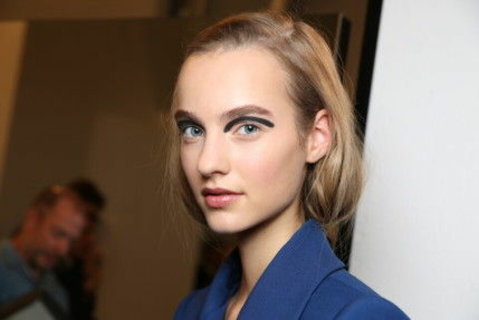 På Fendis visning visade man upp en fejkad lob på modellerna. På Fendis visning visade man upp en fejkad lob på modellerna.