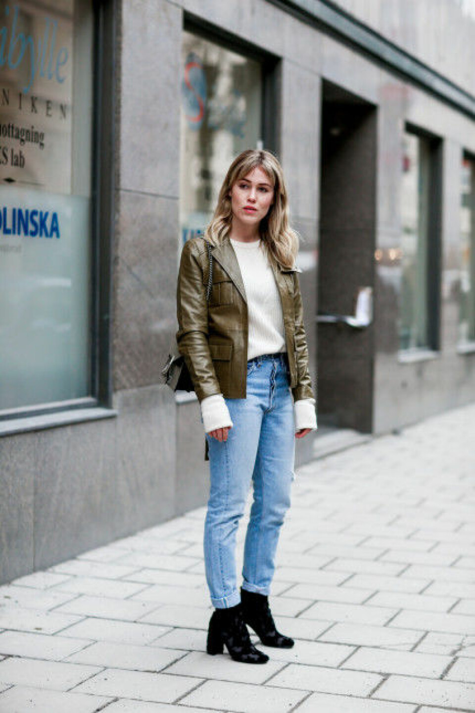 Annabel Rosendahl på väg till Minimarkets visning. Annabel Rosendahl på väg till Minimarkets visning.