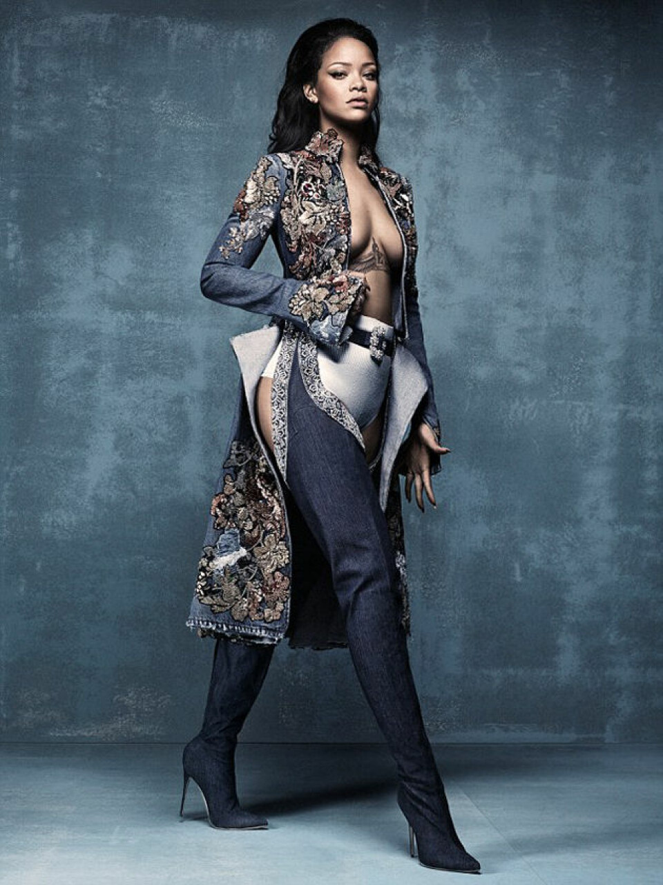 Rihannas uppmärksammade boots för Manolo Blahnik. Rihannas uppmärksammade boots för Manolo Blahnik.