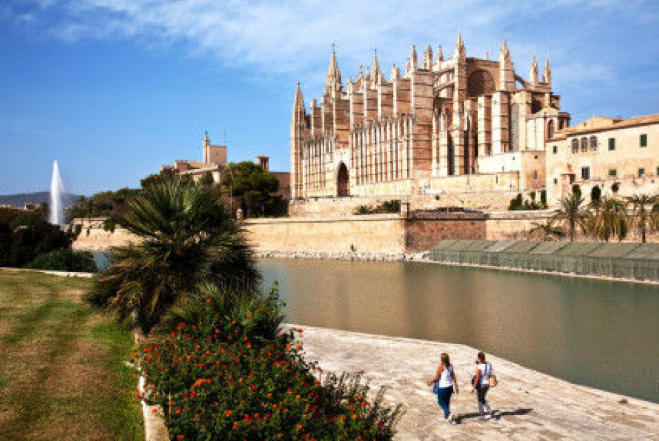 Katedralen i Palma – väl värd att besöka under weekendresan. Katedralen i Palma – väl värd att besöka under weekendresan.
