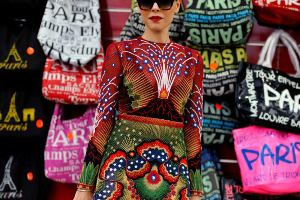 Att klä dig annorlunda är inte heller dåligt, förklarar psykologen. Att klä dig annorlunda är inte heller dåligt, förklarar psykologen.