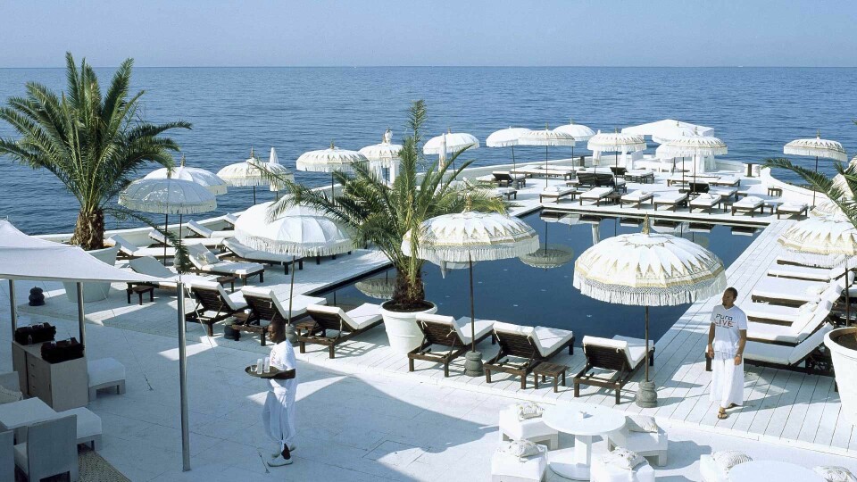 Purobeach Palma bjuder på allt från avslappning och massage till fest och loungehäng. Purobeach Palma bjuder på allt från avslappning och massage till fest och loungehäng.