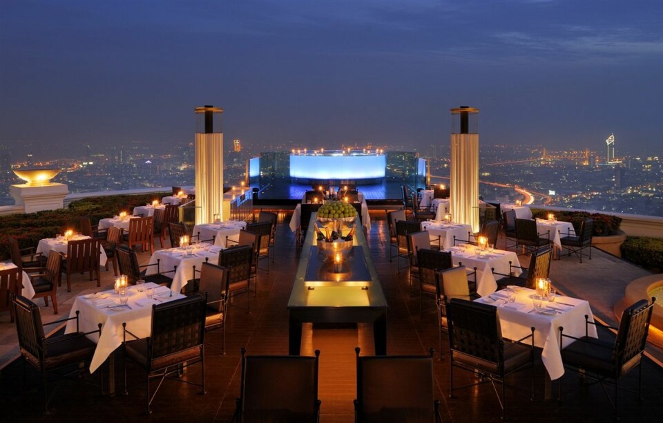 Sirocco bar i Bangkok ligger högt upp i luften. Sirocco bar i Bangkok ligger högt upp i luften.