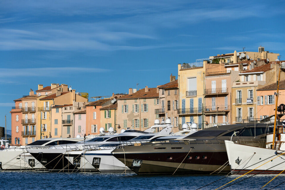 Båtar uppradade i Saint Tropez. Båtar uppradade i Saint Tropez.