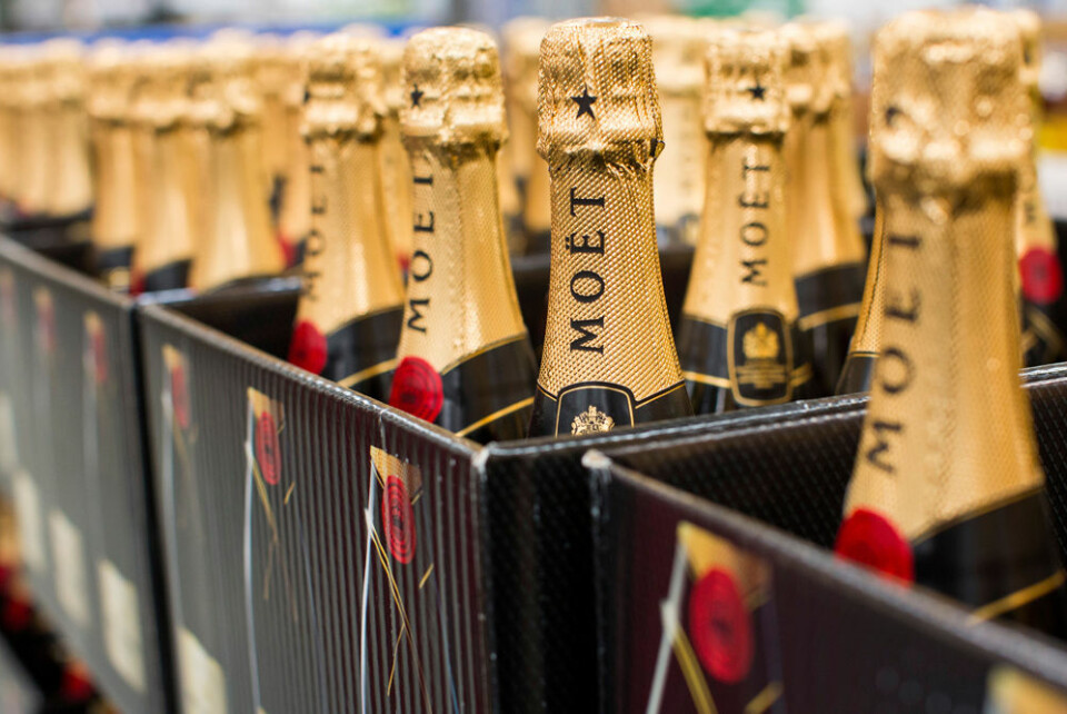 Mögel är orsaken till den champagnebrist som väntas uppstå. Mögel är orsaken till den champagnebrist som väntas uppstå.