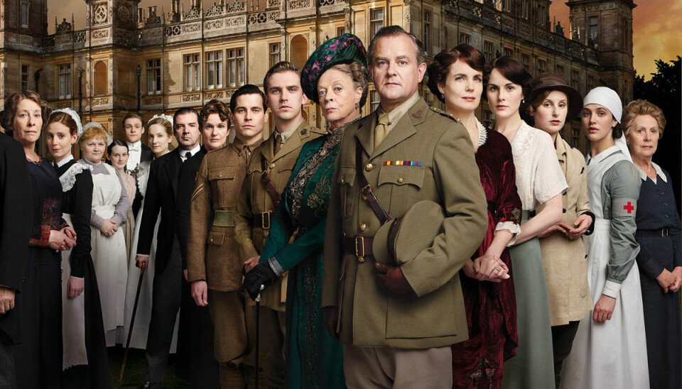 Succéserien Downton Abbey blir film