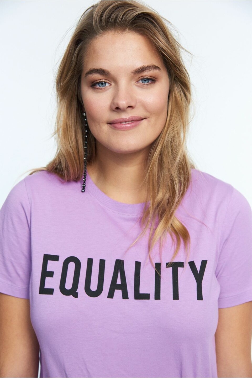 ”Not your baby” – 25 peppande tröjor med feministiskt tryck