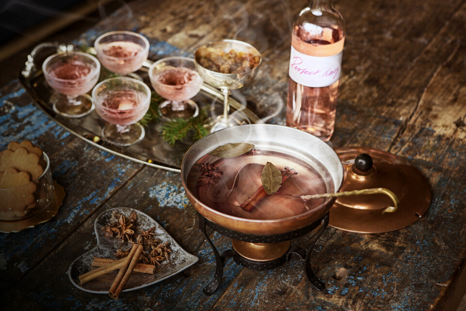 Roséglögg är årets julnyhet. Roséglögg är årets julnyhet.