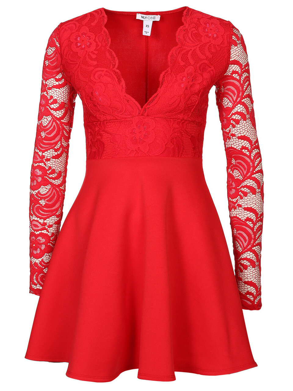 21 röda spetsklänningar – perfekta till julafton