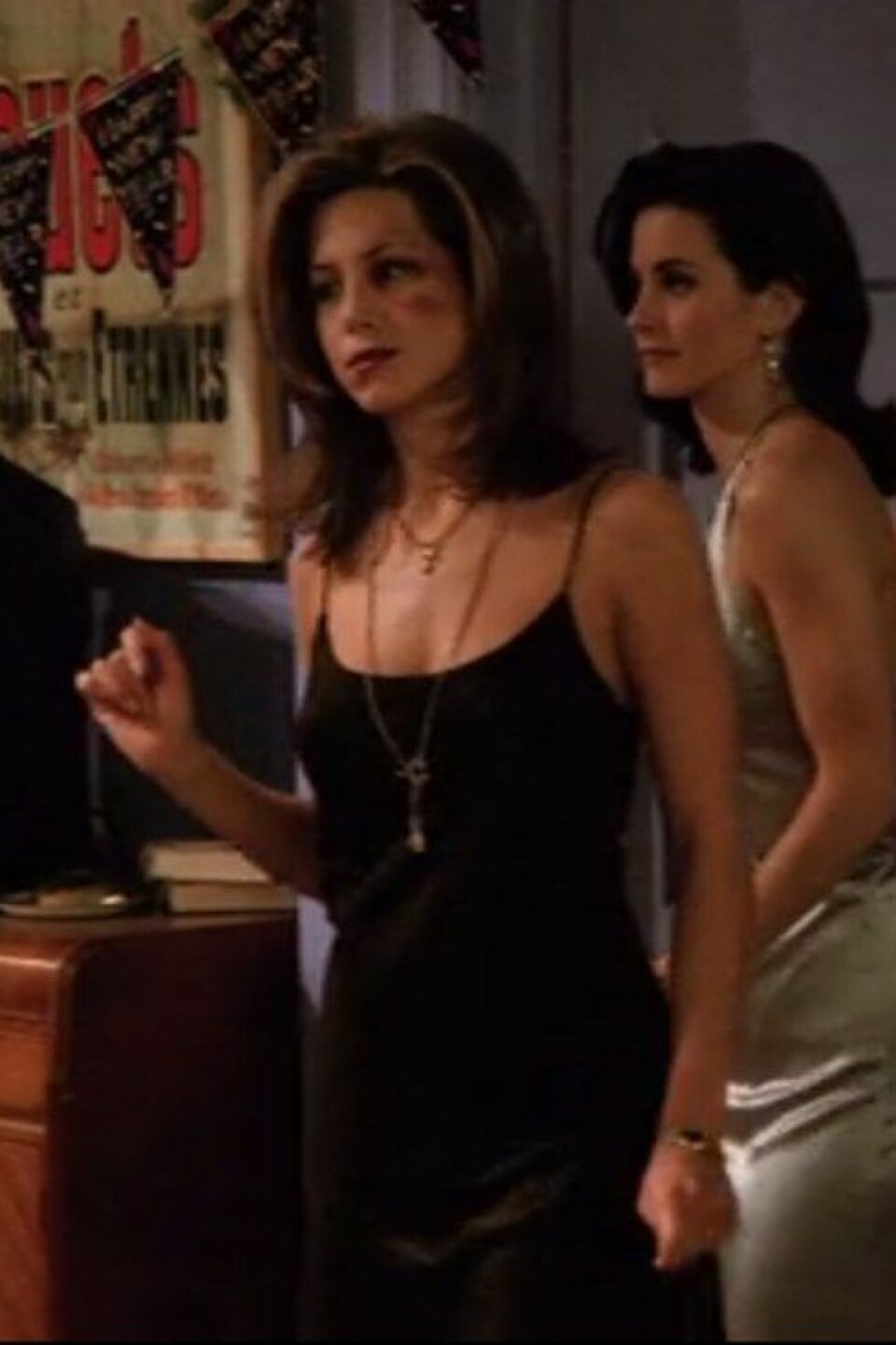 Slipklänningen igen – du är on fleek Rachel Green!