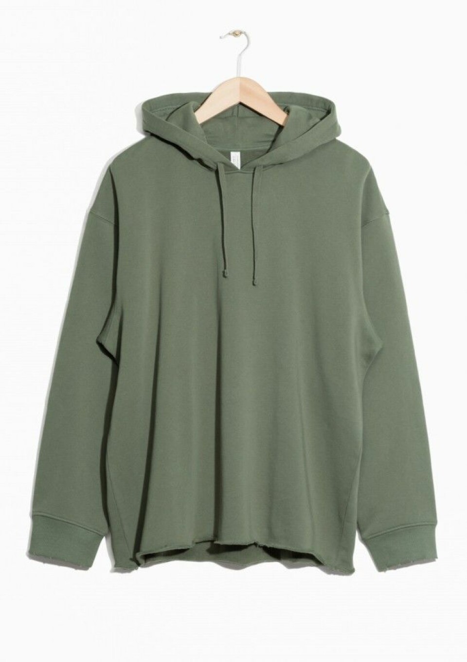 18 sweatshirts som håller dig trendig och bekväm