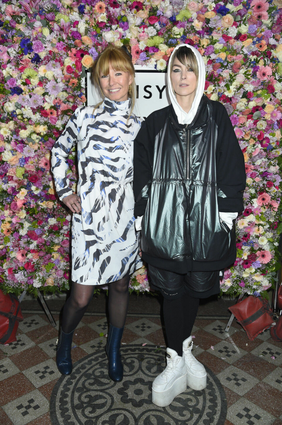 Frida Zetterström, Anikid